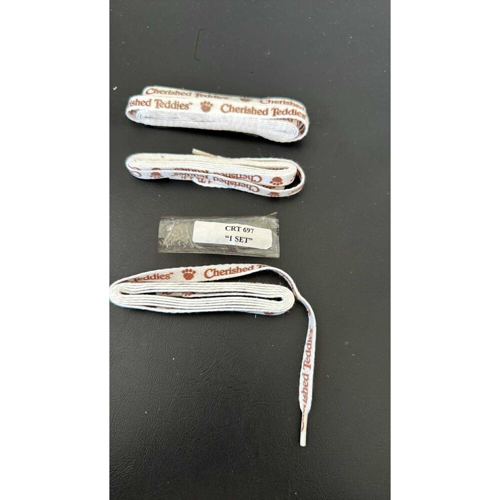Cherished Teddies Shoelaces 44  inches  CRT 679  2 Sets
